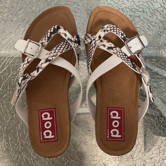 Strap Sandals - Brand New - Picture 2 of 6